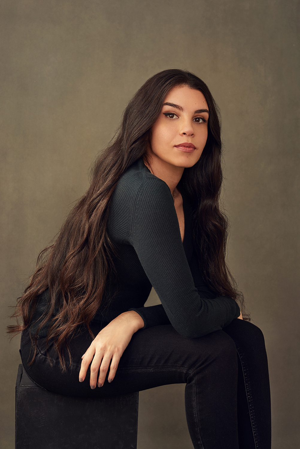 fotografía profesional de mujer con pelo muy largo